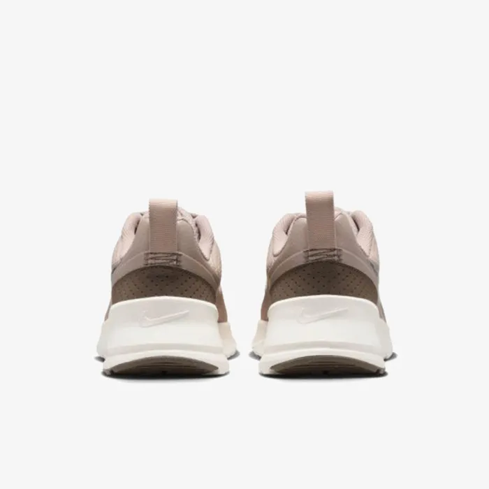 Nike W NIKE AIR MAX NUAXIS 