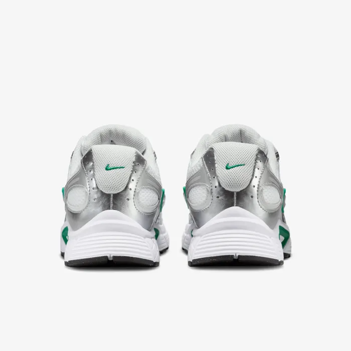Nike NIKE V5 RNR 