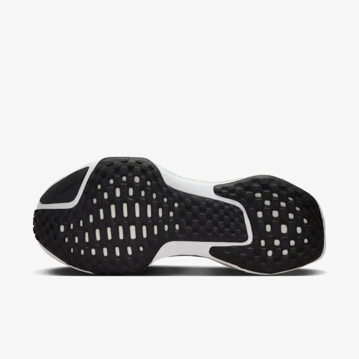 Nike W ZOOMX INVINCIBLE RN FP 