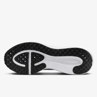 Nike NIKE REVOLUTION 8
