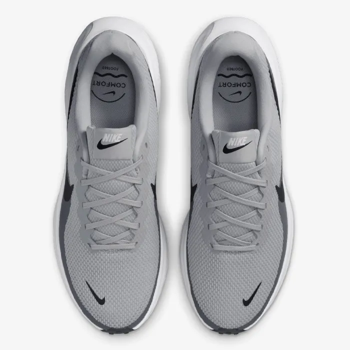 Nike NIKE REVOLUTION 8 
