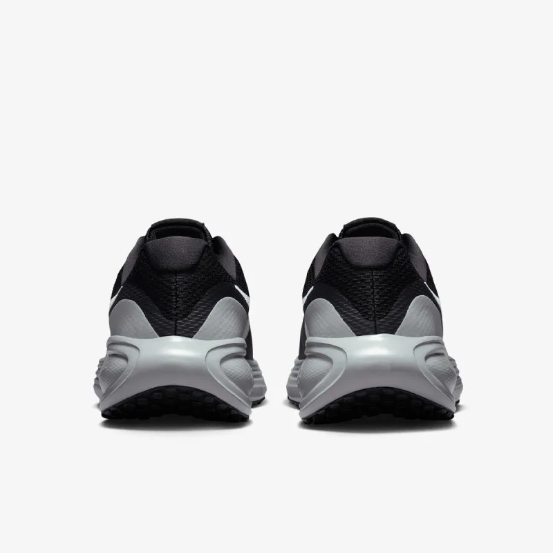 Nike NIKE REVOLUTION 8