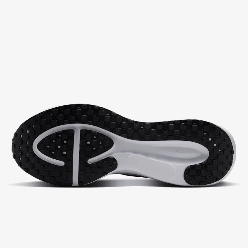 Nike NIKE REVOLUTION 8 