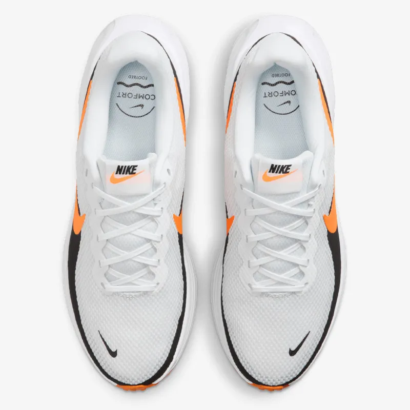 Nike NIKE REVOLUTION 8 