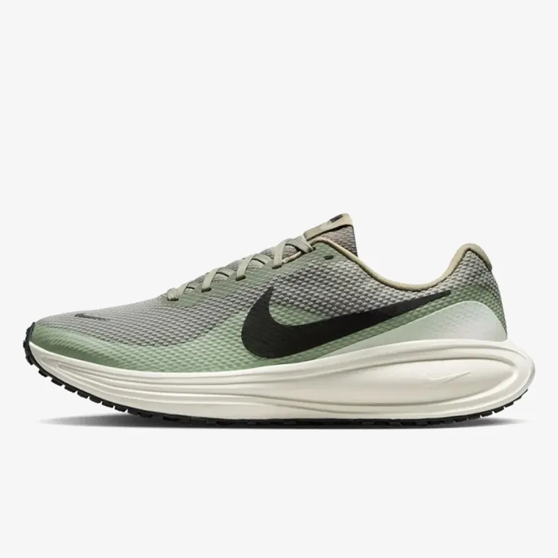 Nike NIKE REVOLUTION 8