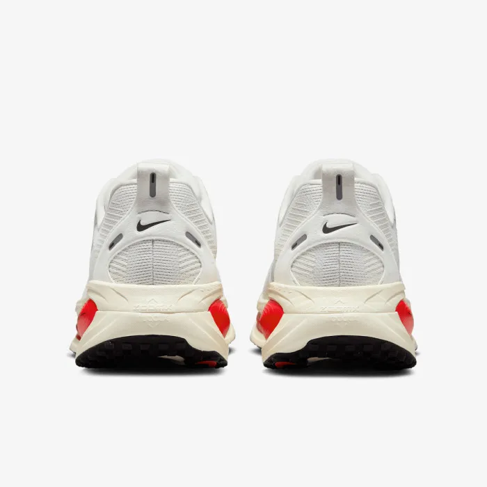 Nike NIKE VOMERO 18 