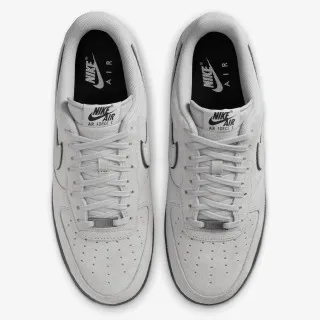 Nike AIR FORCE 1 '07 LV8