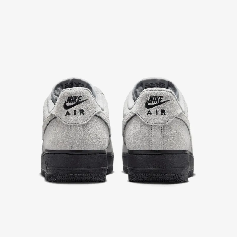 Nike AIR FORCE 1 '07 LV8