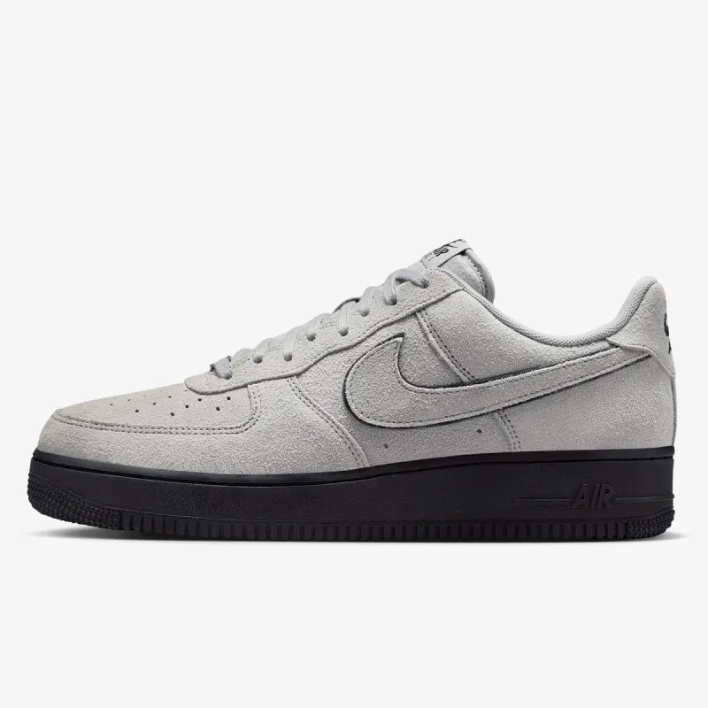 Nike AIR FORCE 1 '07 LV8