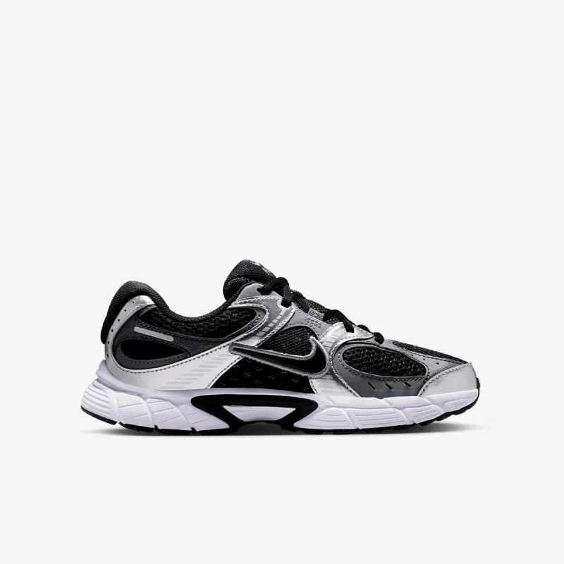 Nike NIKE V5 RNR BG