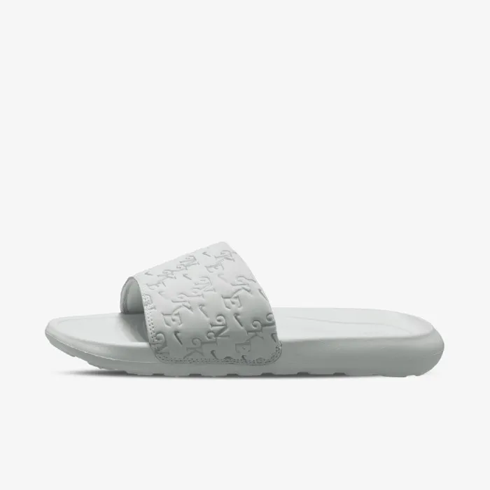 Nike W NIKE VICTORI ONE SLIDE PRINT 