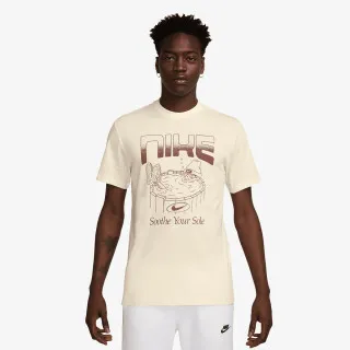 Nike U NSW TEE OC FB GFX BRNDRD