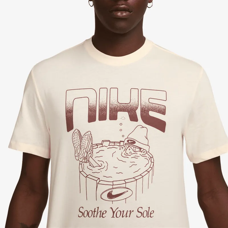 Nike U NSW TEE OC FB GFX BRNDRD