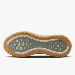 Nike NIKE VOMERO PLUS 