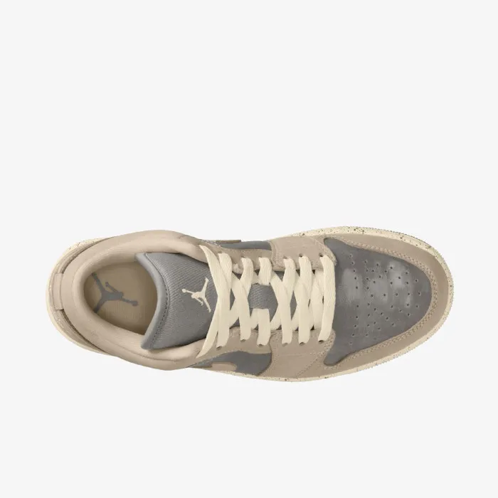 JORDAN WMNS AIR JORDAN 1 LOW SE V2 
