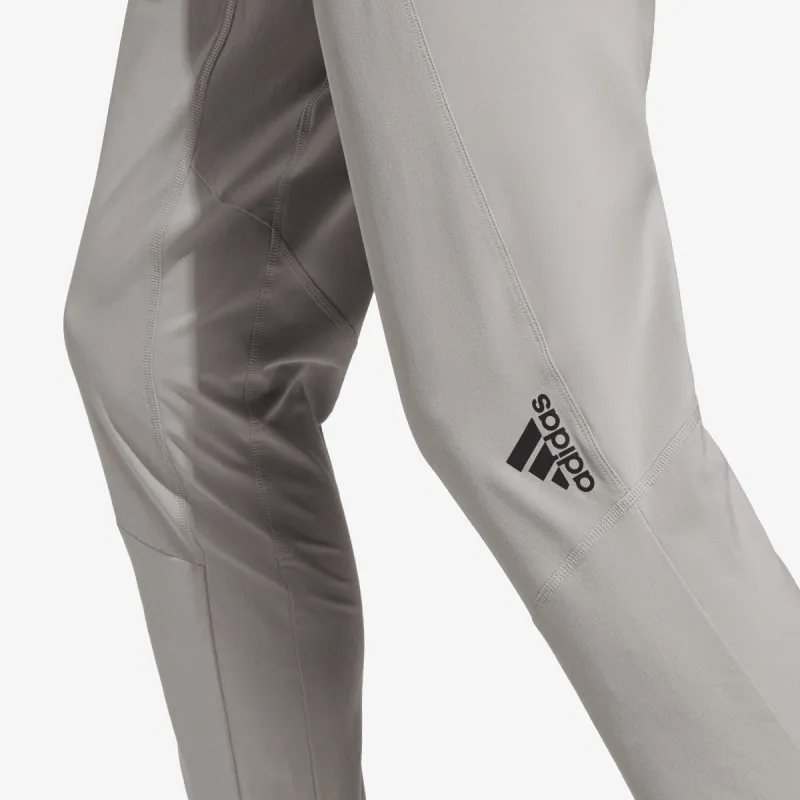 adidas DESIGNED FOR TRAINING