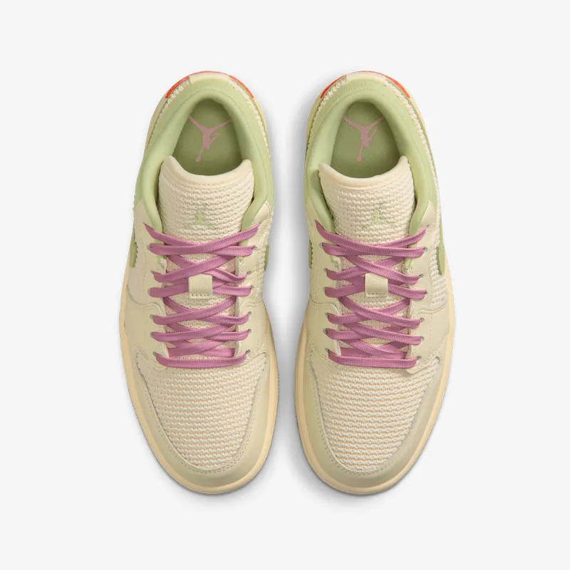 JORDAN WMNS AIR JORDAN 1 LOW SE 