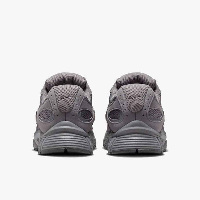 Nike NIKE V5 RNR SUEDE 