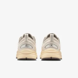 Nike JORDAN TRUNNER O/S BG 