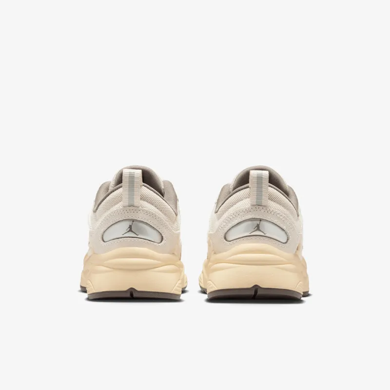 Nike JORDAN TRUNNER O/S BG 