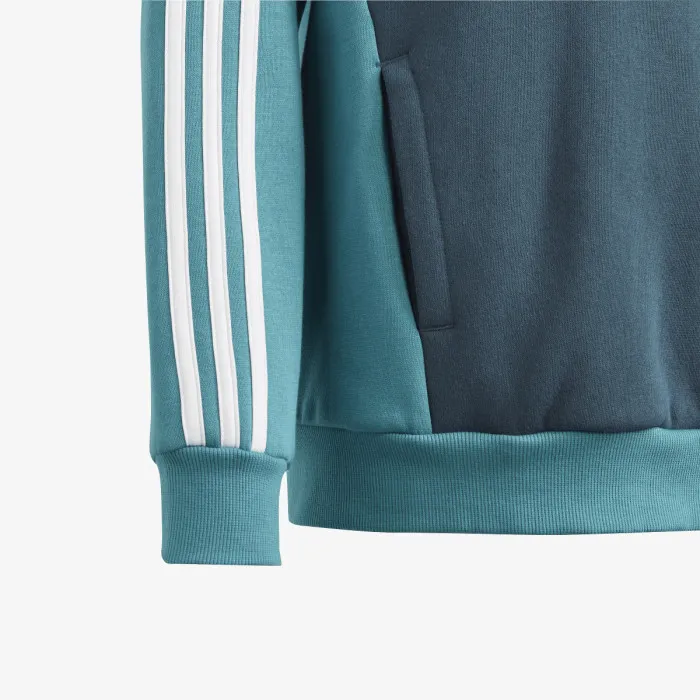 adidas ESSENTIALS 