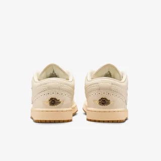 Nike WMNS AIR JORDAN 1 LOW SE 
