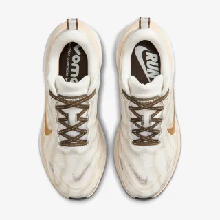 Nike W NIKE VOMERO PLUS NA9 