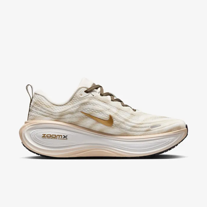 Nike W NIKE VOMERO PLUS NA9 