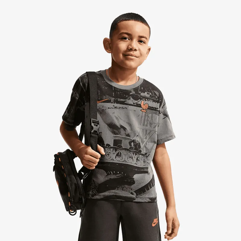 Nike FFF U NK AOP TEE 