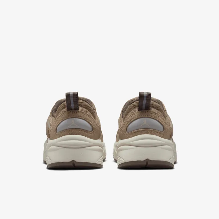 JORDAN WMNS JORDAN TRUNNER O/S 