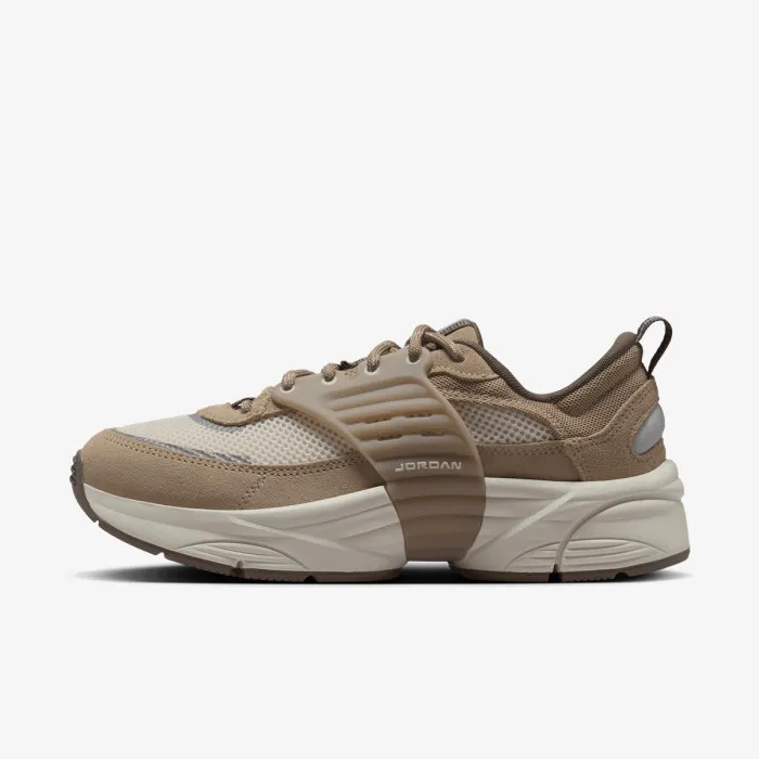 JORDAN WMNS JORDAN TRUNNER O/S 