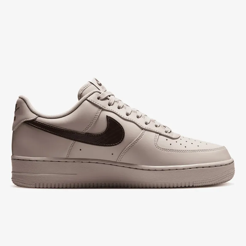 Nike AIR FORCE 1 '07 