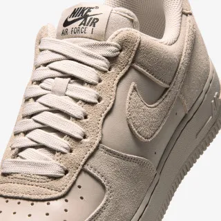 Nike WMNS AIR FORCE 1 '07 