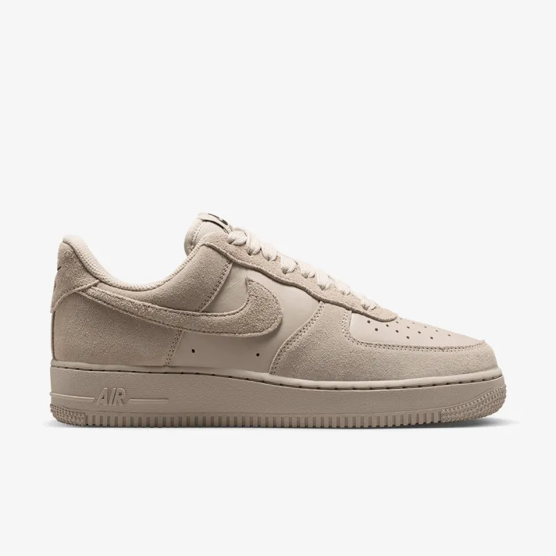 Nike WMNS AIR FORCE 1 '07 