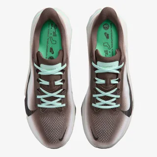 Nike AIR ZOOM PEGASUS 42 