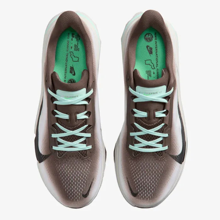 Nike AIR ZOOM PEGASUS 42 