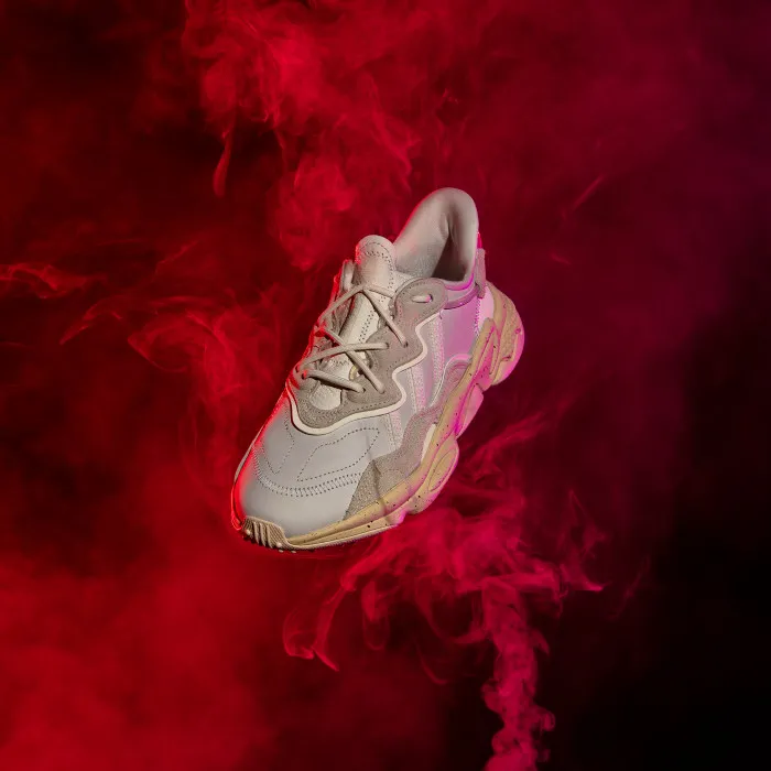 adidas OZWEEGO 