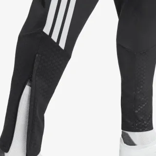 adidas LFC TR PNT 