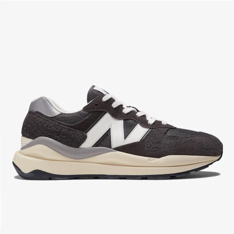 NEW BALANCE 57/40