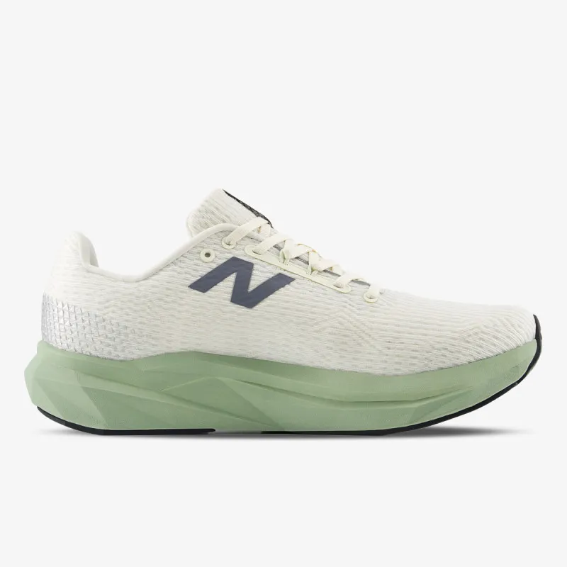 NEW BALANCE M FC PROPEL