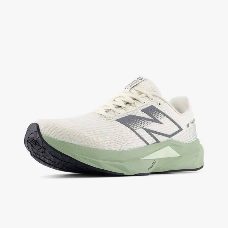 NEW BALANCE M FC PROPEL
