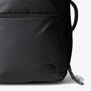 THE NORTH FACE BASE CAMP VOYAGER TRAVEL PACK