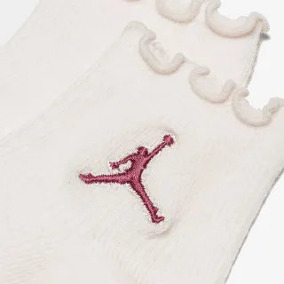 JORDAN JHG LOVE IS IN THE 