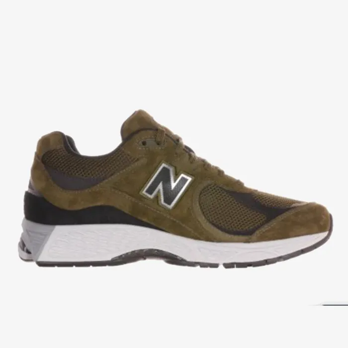 NEW BALANCE 2002 