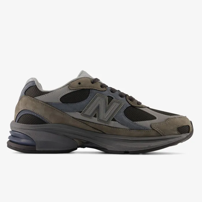 NEW BALANCE 2010 