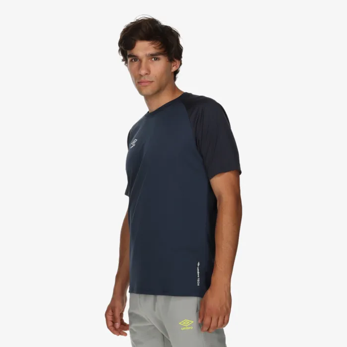 UMBRO TRAINING SHIRT 