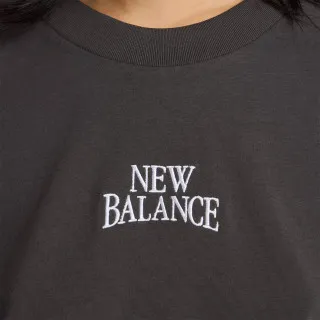 NEW BALANCE Linear Heritage Raglan T-Shirt 